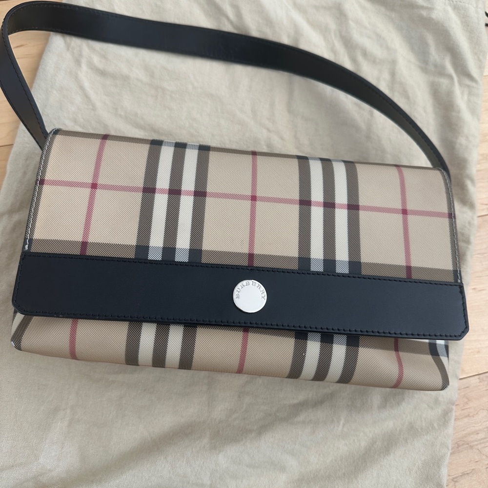 Like NEW Authentic Burberry Beige and Black Plaid Shoulder Bag